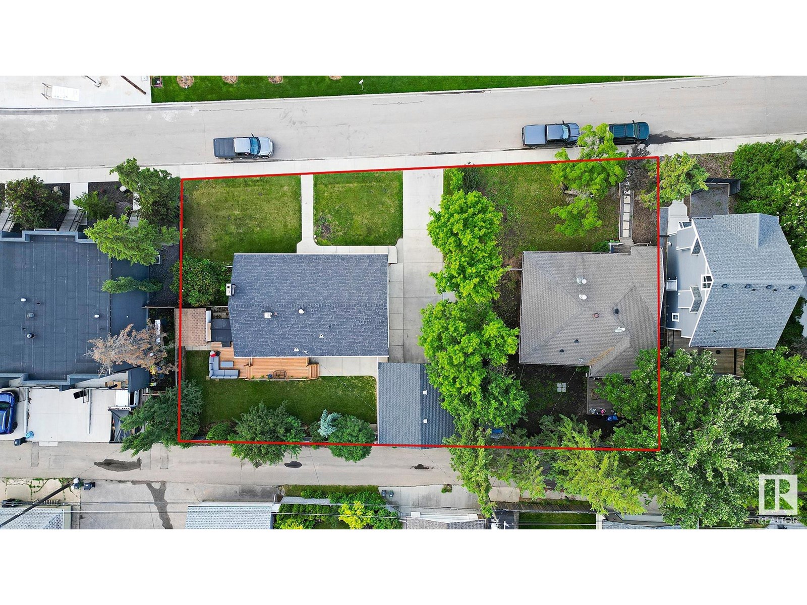 Photo 13 of 13915 13919 102 Av Nw, Edmonton AB