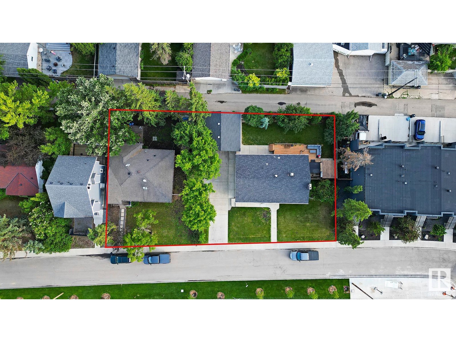 Photo 6 of 13915 13919 102 Av Nw, Edmonton AB