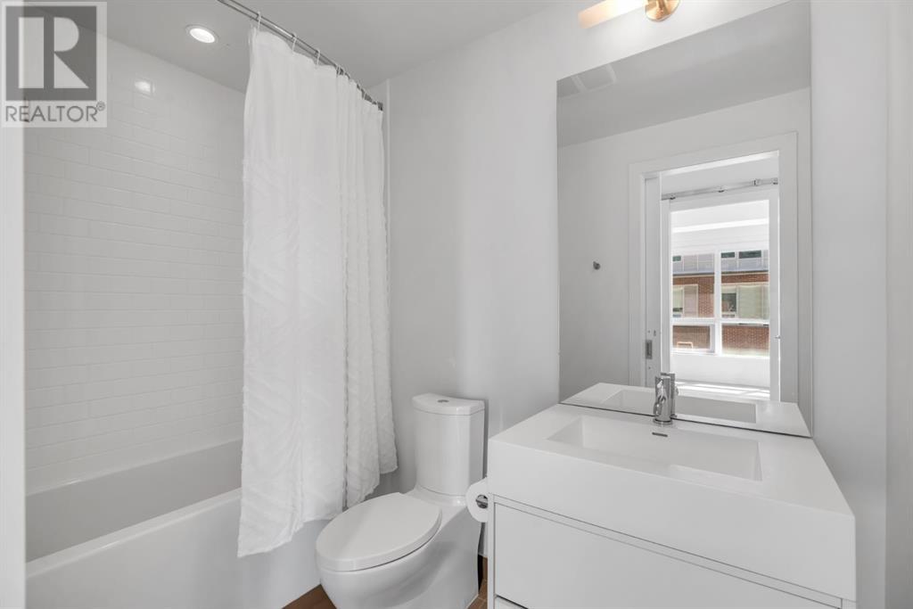 Single Family House for Sale in   Inglewood Park SE Inglewood Calgary 