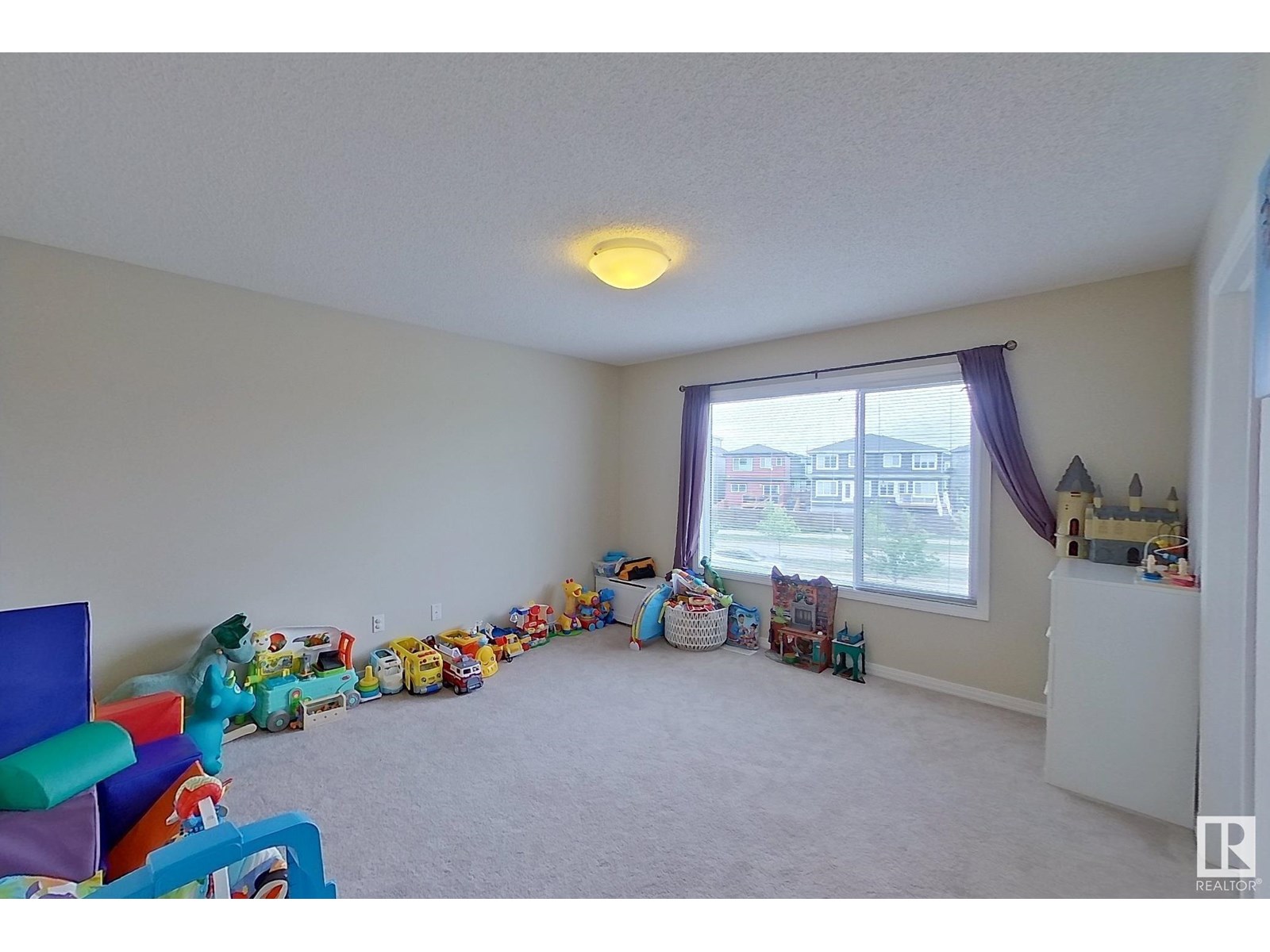 Photo 33 of 17535 13 Av Sw, Edmonton AB