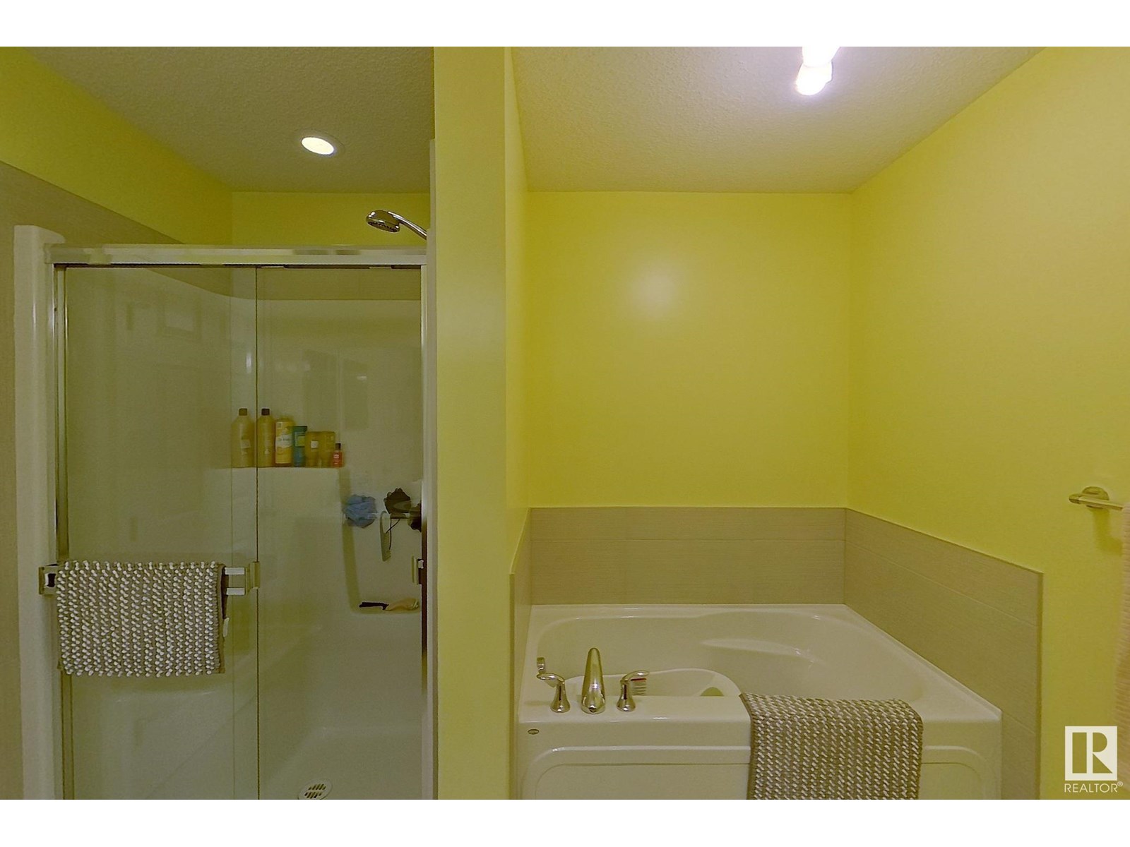Photo 27 of 17535 13 Av Sw, Edmonton AB