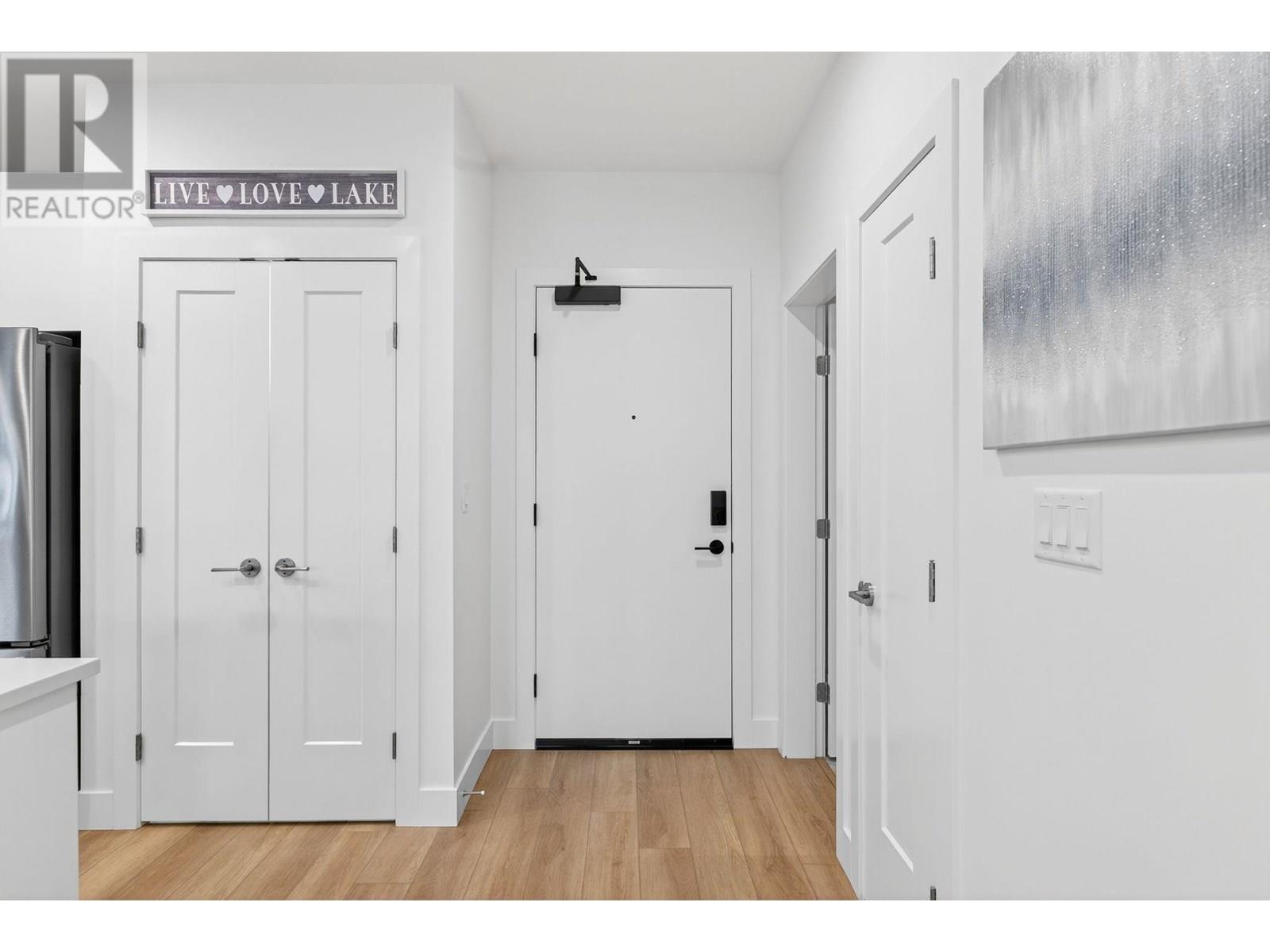 3434 Mckinley Beach Drive Unit# 108, Kelowna