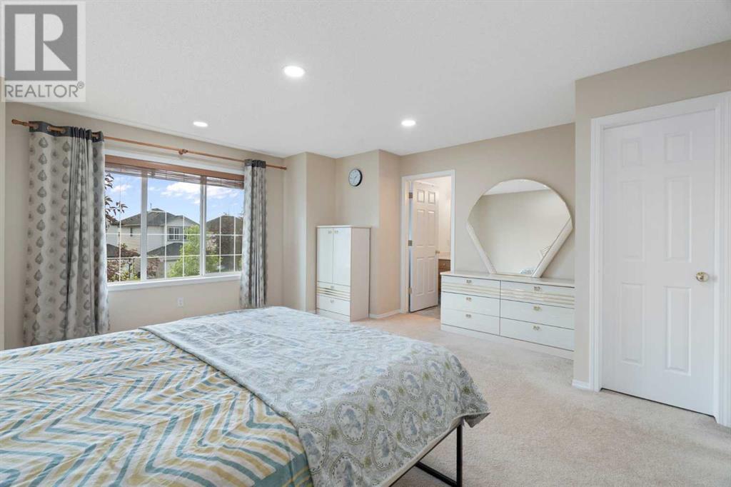 Single Family House for Sale in  Tarington Gardens NE Taradale Calgary 
