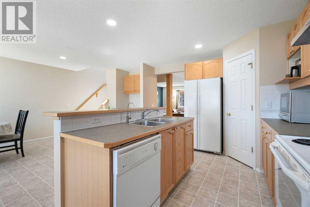 Single Family House for Sale in  Tarington Gardens NE Taradale Calgary 