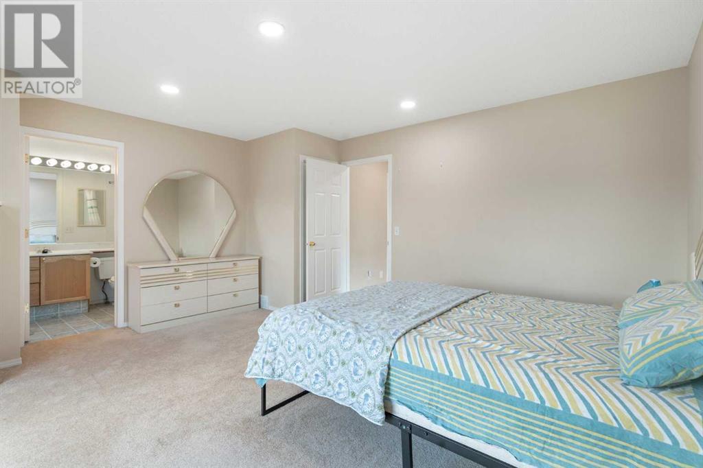 Single Family House for Sale in  Tarington Gardens NE Taradale Calgary 