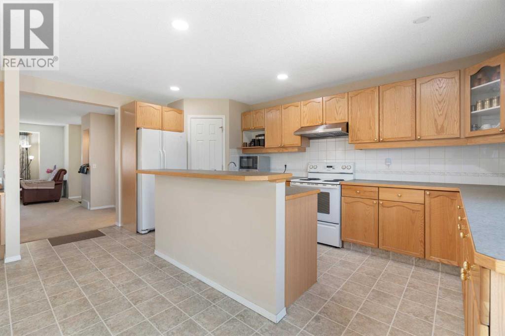 Single Family House for Sale in  Tarington Gardens NE Taradale Calgary 