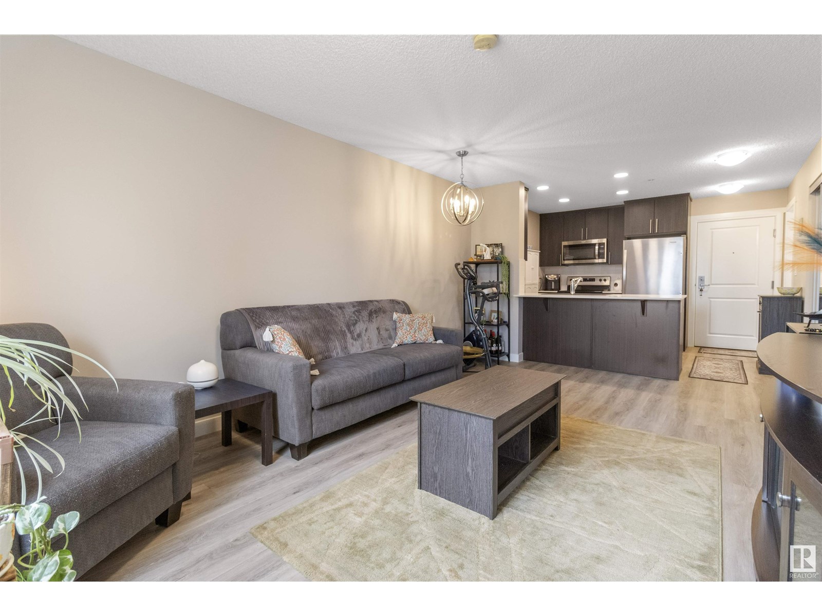 Photo 5 of 101 1506 Tamarack Bv Nw, Edmonton AB