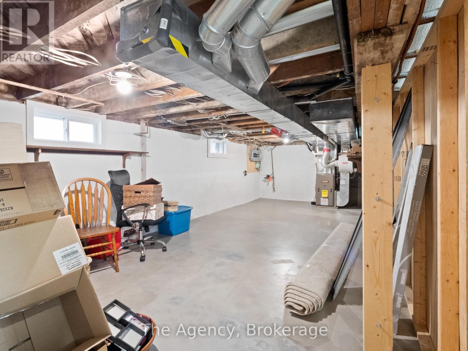 Photo 23 of 36 Afton Avenue, Welland ON