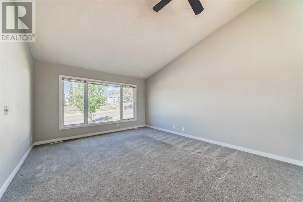Single Family House 4 Level for Sale in  Hawksbrow Drive NW Hawkwood Calgary 