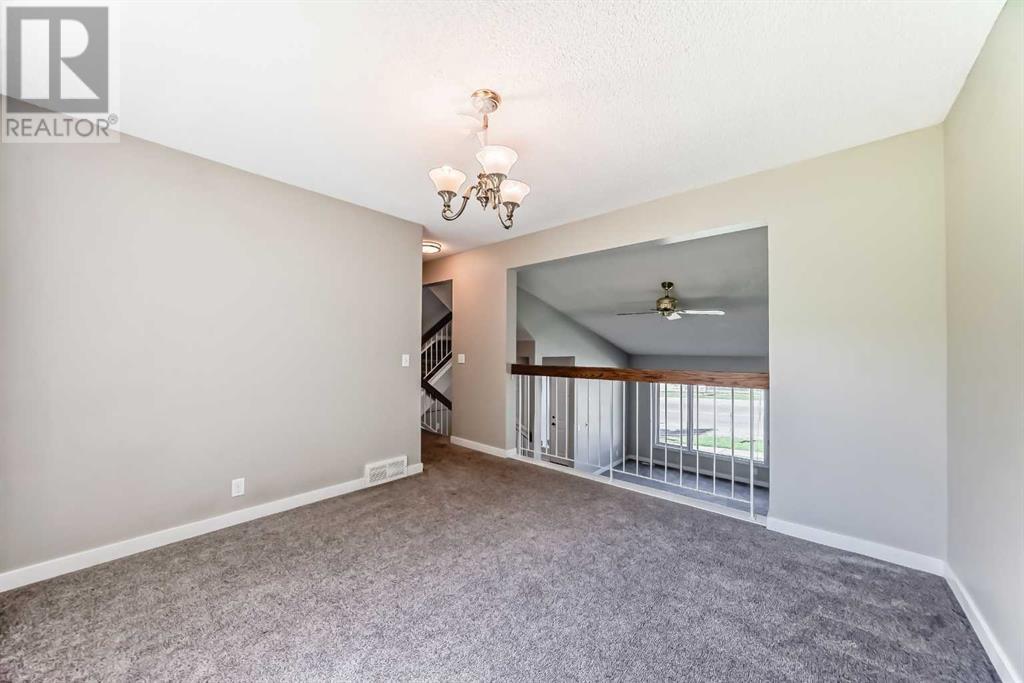 Single Family House 4 Level for Sale in  Hawksbrow Drive NW Hawkwood Calgary 