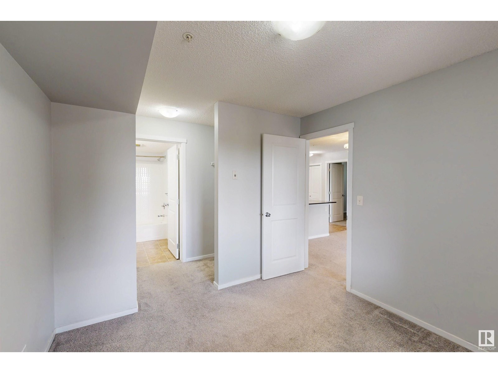 Photo 18 of 206 111 Watt Cm Sw, Edmonton AB
