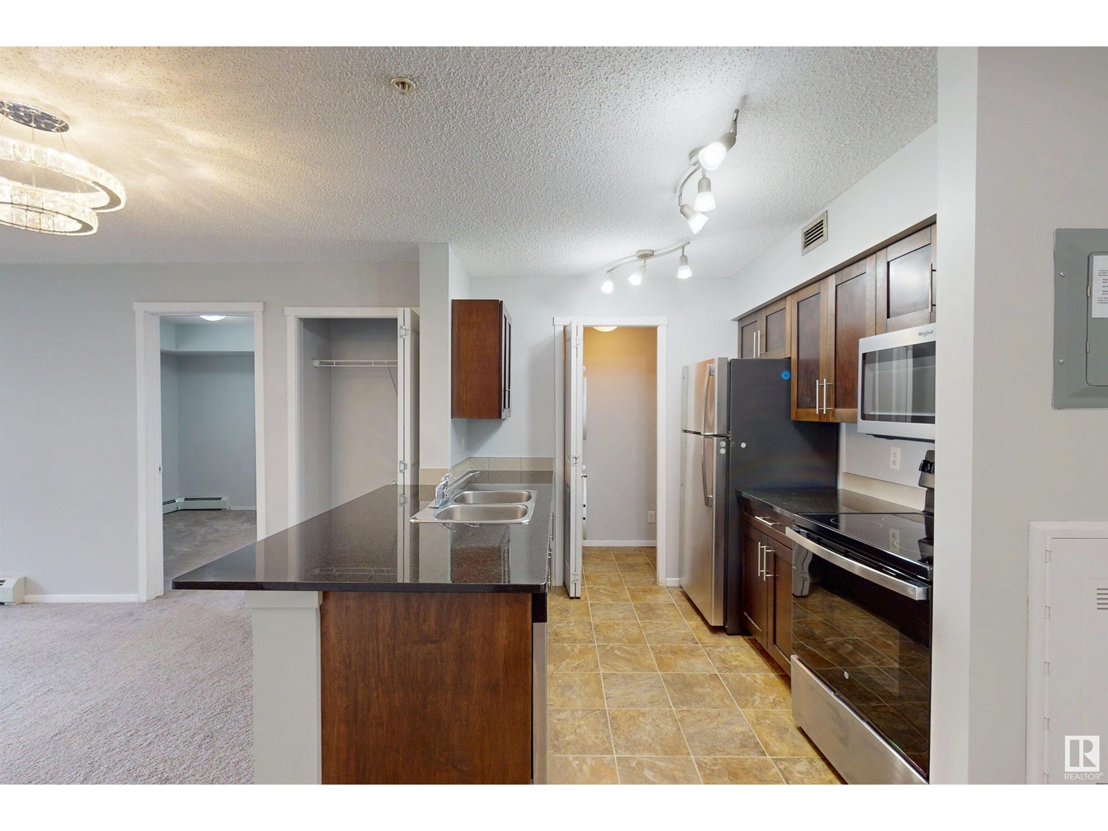 Photo 21 of 206 111 Watt Cm Sw, Edmonton AB