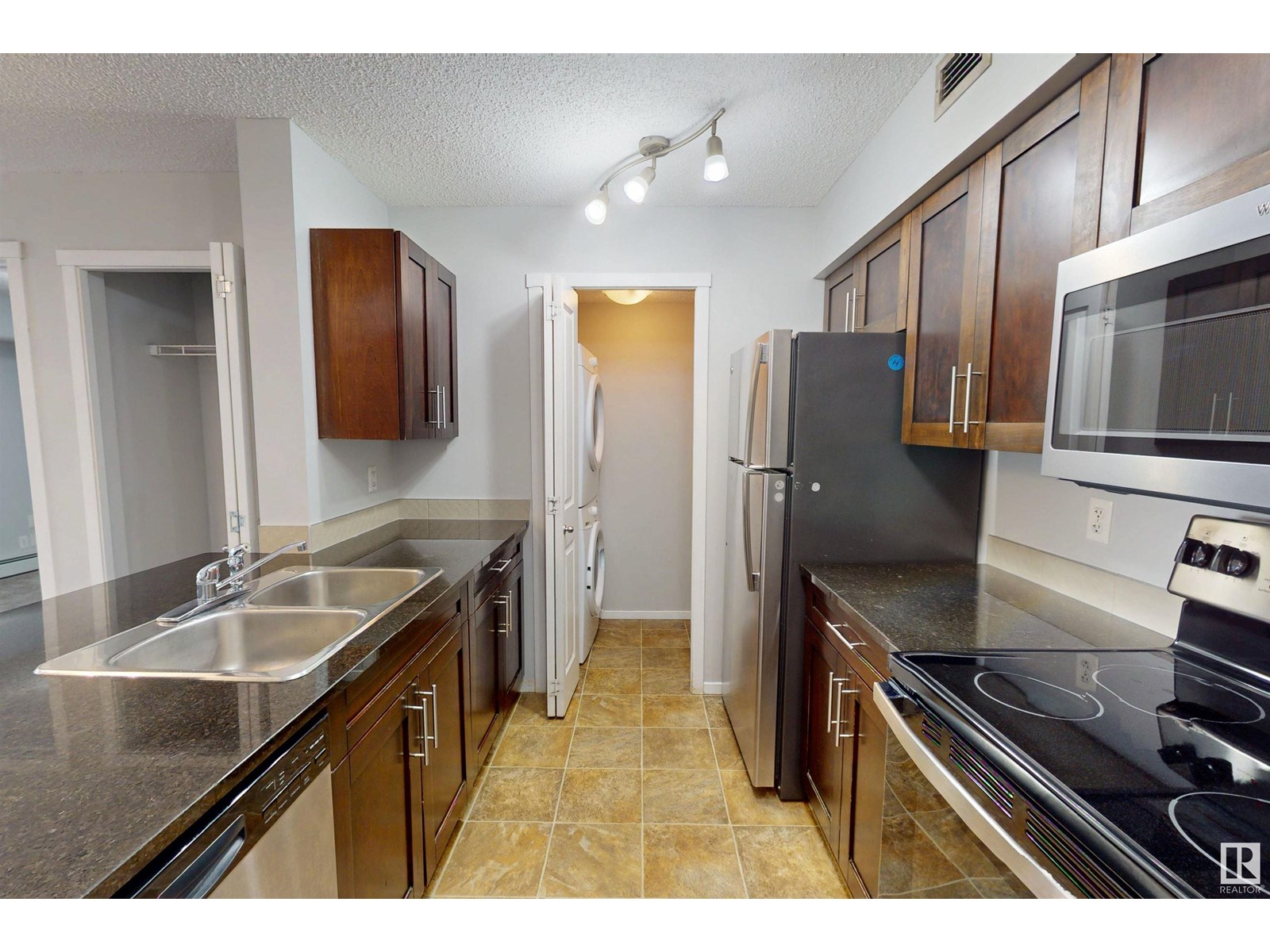 Photo 27 of 206 111 Watt Cm Sw, Edmonton AB