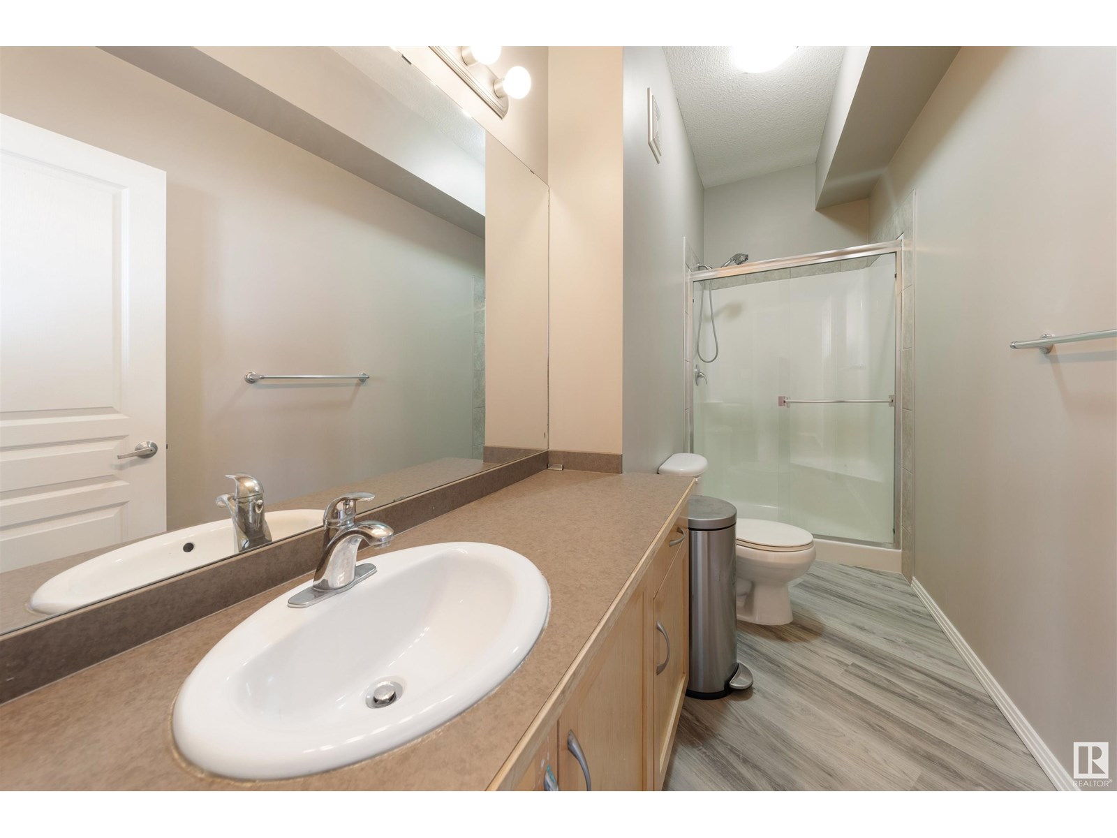 Photo 16 of 231 4831 104 A St Nw Nw, Edmonton AB