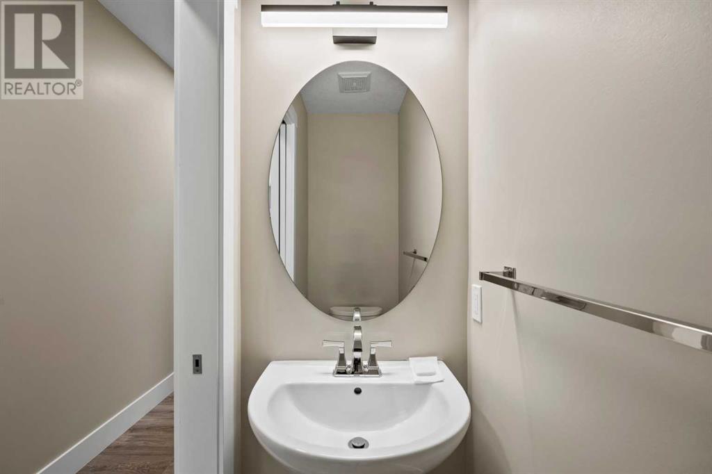 Single Family House for Sale in  Covecreek Mews NE Coventry Hills Calgary 