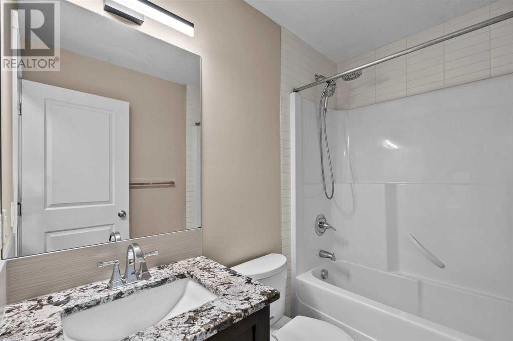 Single Family House for Sale in  Covecreek Mews NE Coventry Hills Calgary 