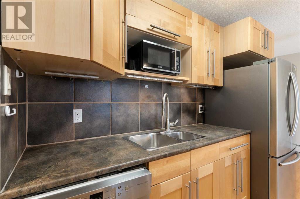 Single Family House for Sale in   Cedar Crescent SW Spruce Cliff Calgary 