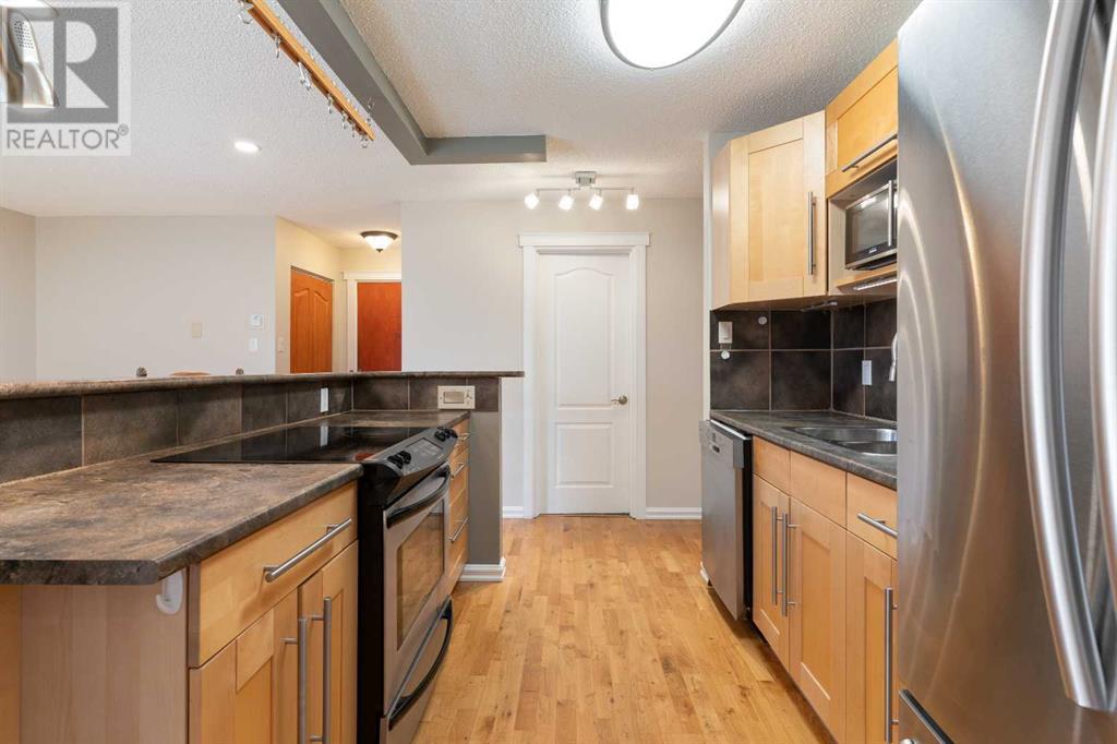 Single Family House for Sale in   Cedar Crescent SW Spruce Cliff Calgary 