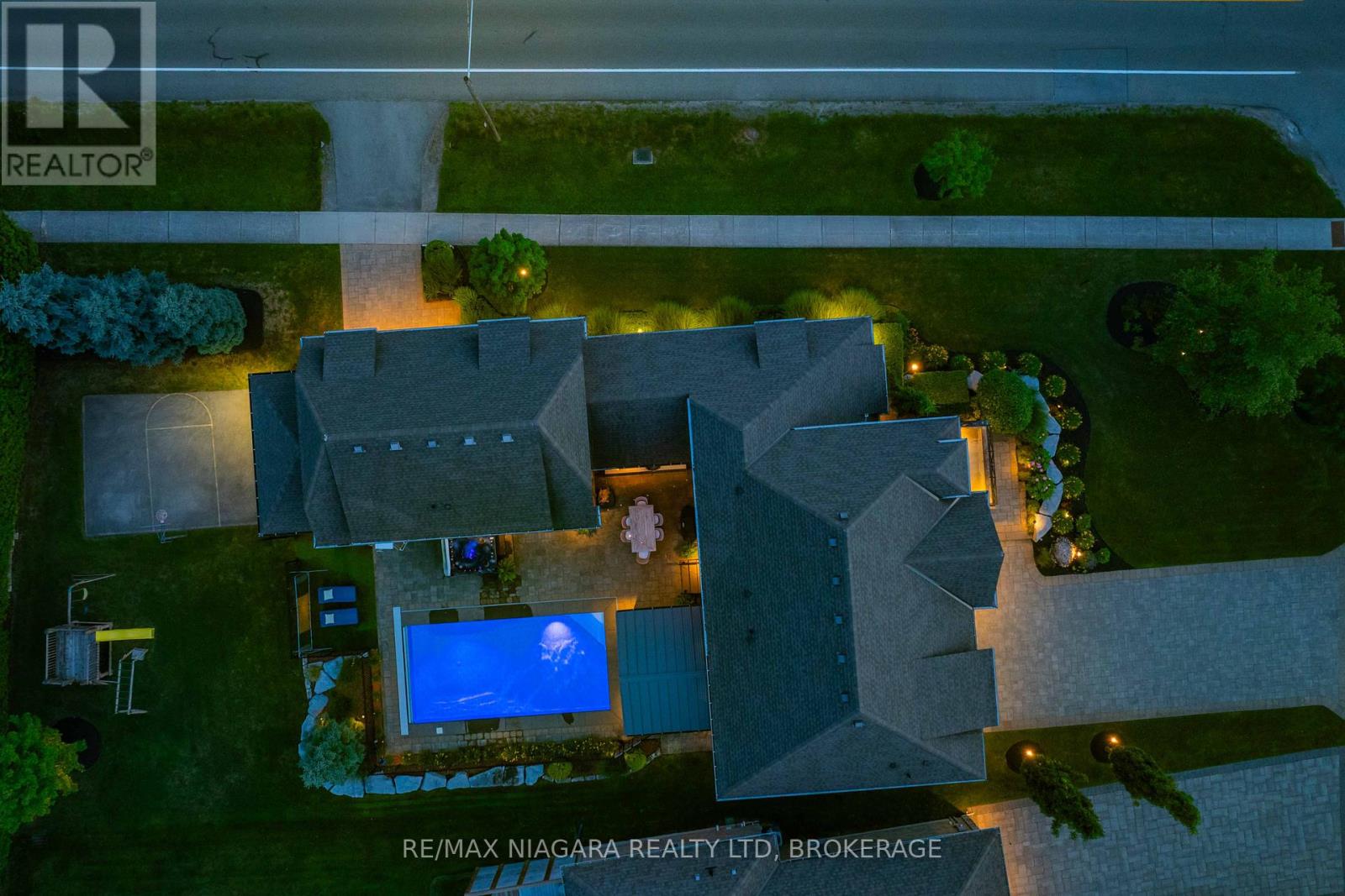Photo 10 of 50 Sandalwood Crescent, Niagaraonthelake ON