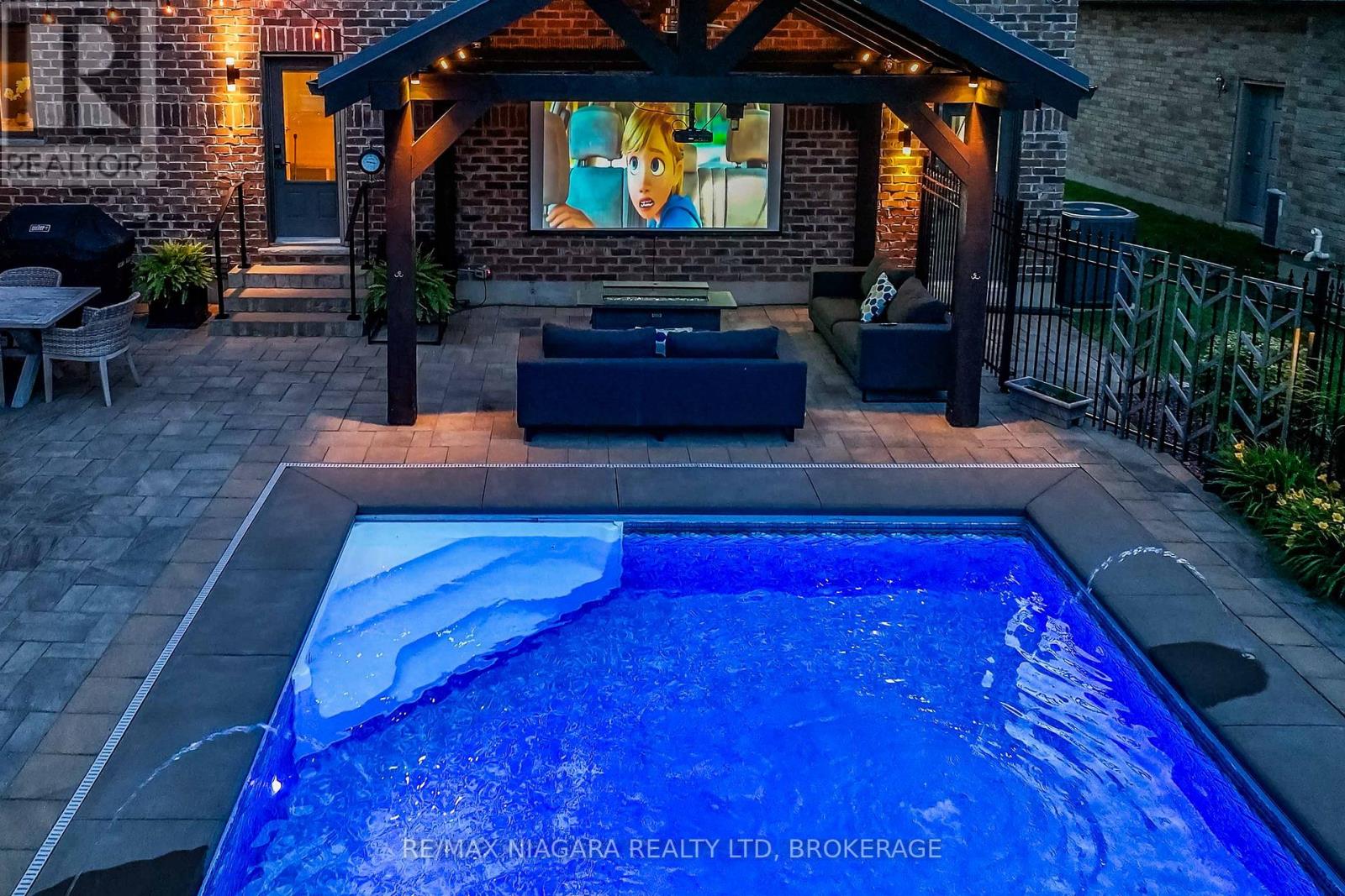 Photo 21 of 50 Sandalwood Crescent, Niagaraonthelake ON