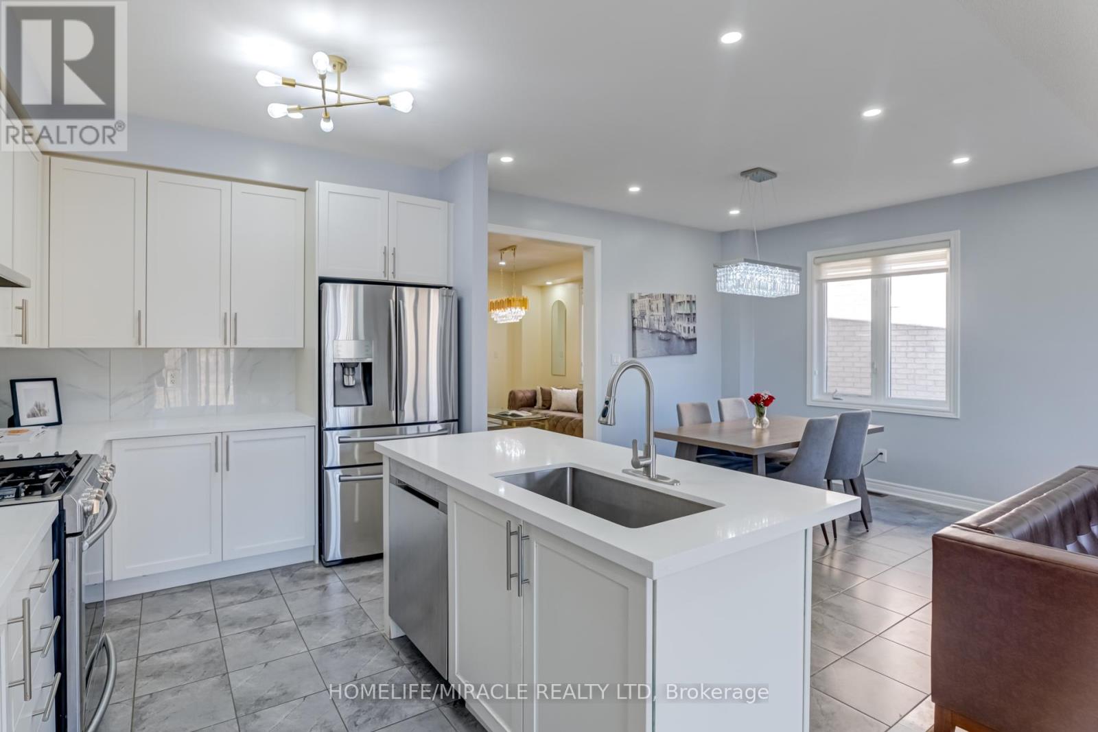 Photo 47 of 57 Sutcliffe Way, New Tecumseth ON