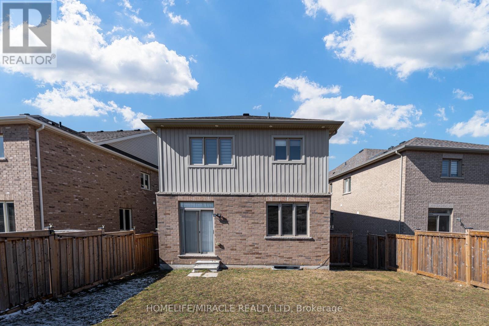 Photo 22 of 57 Sutcliffe Way, New Tecumseth ON