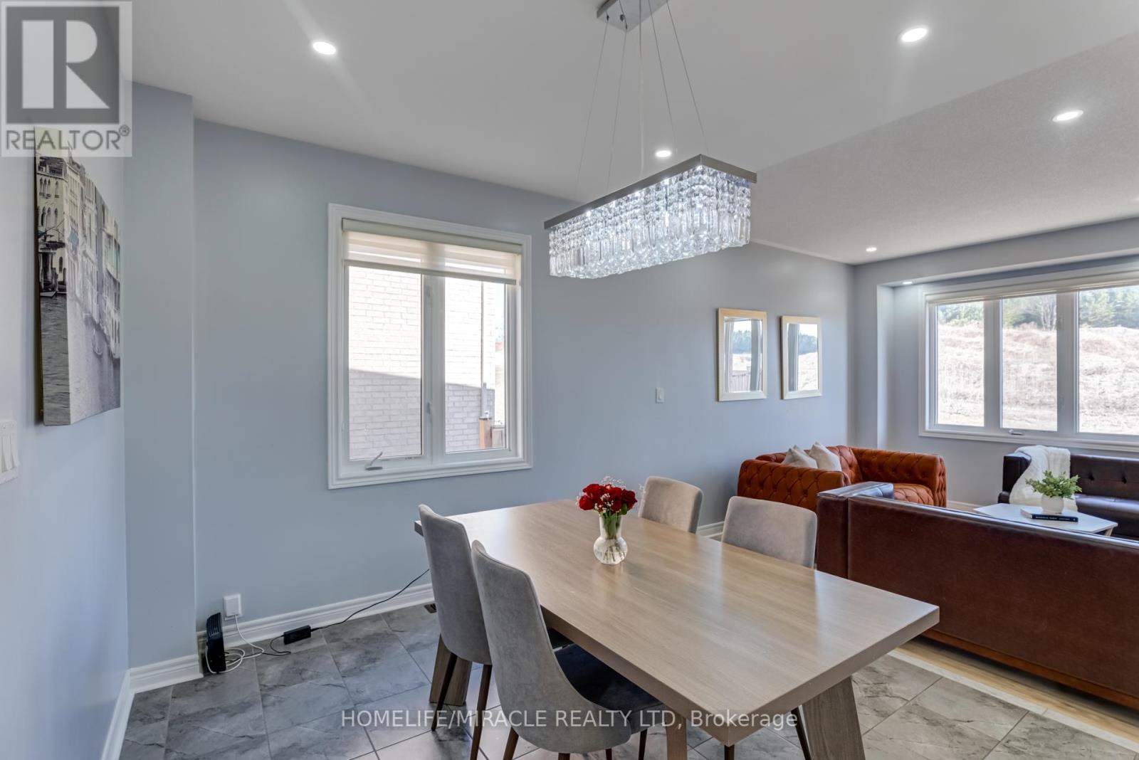 Photo 13 of 57 Sutcliffe Way, New Tecumseth ON