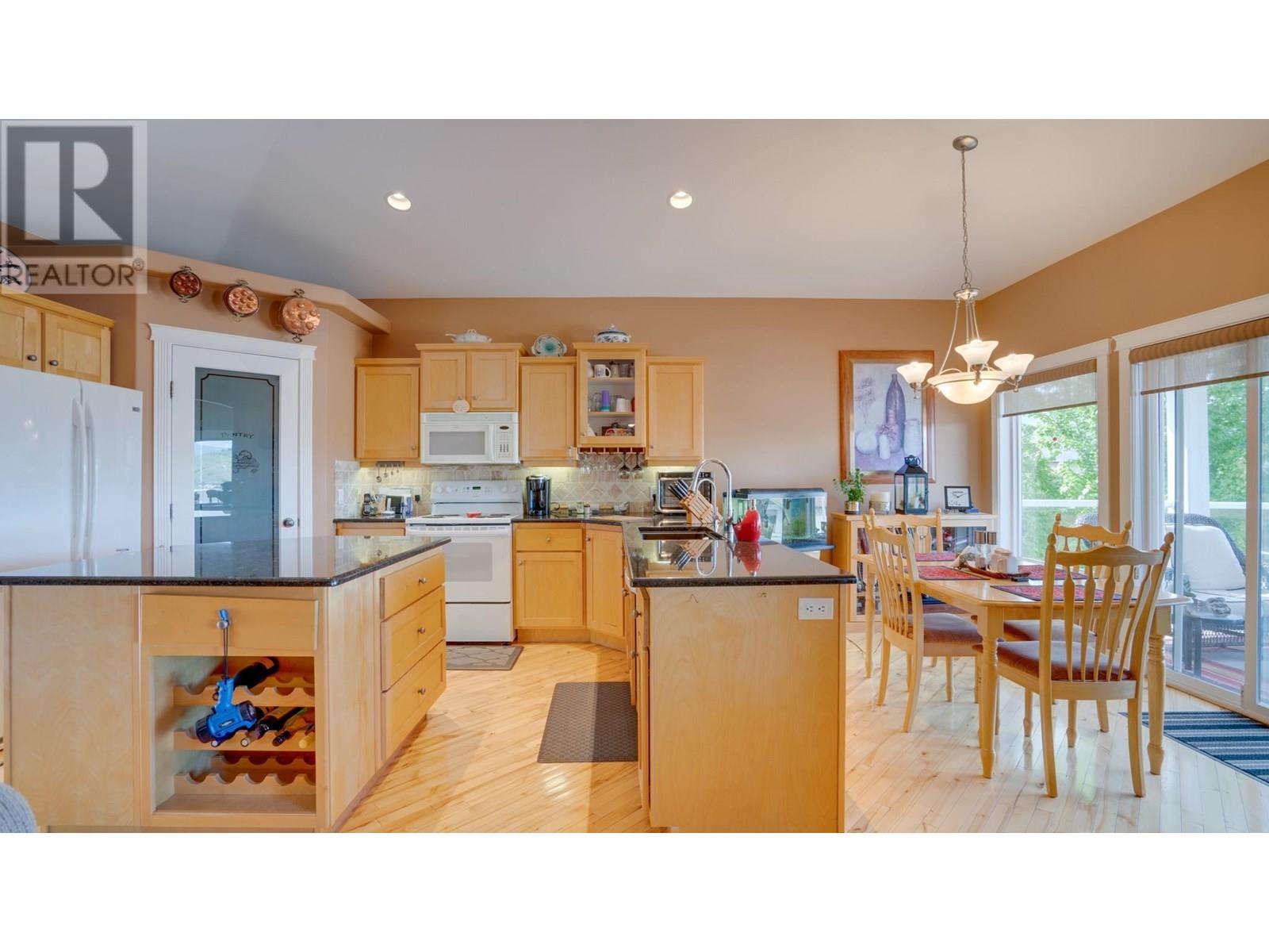 Photo 10 of 667 Mt York Drive, Coldstream BC