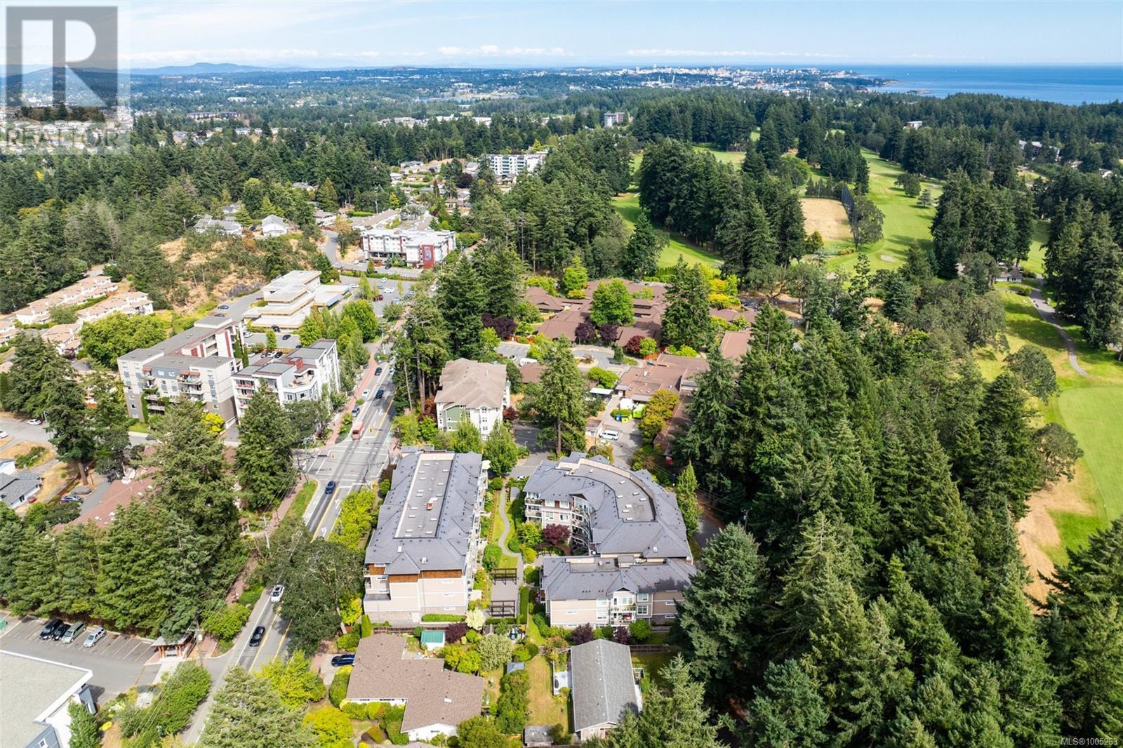 Photo 10 of 108 608 Fairway Ave, Langford BC