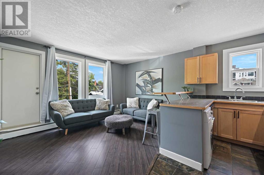 Single Family House for Sale in    Street SW Bankview Calgary 
