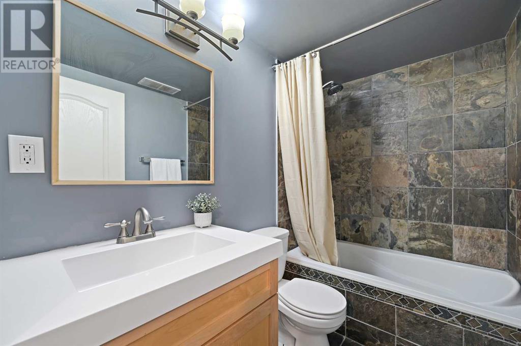 Single Family House for Sale in    Street SW Bankview Calgary 