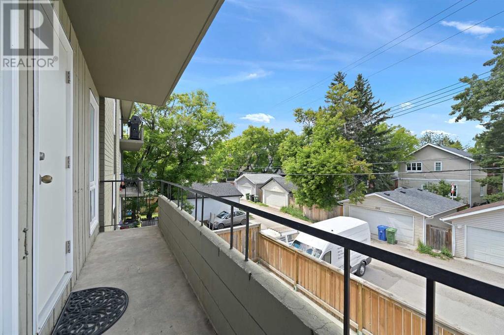 Single Family House for Sale in    Street SW Bankview Calgary 