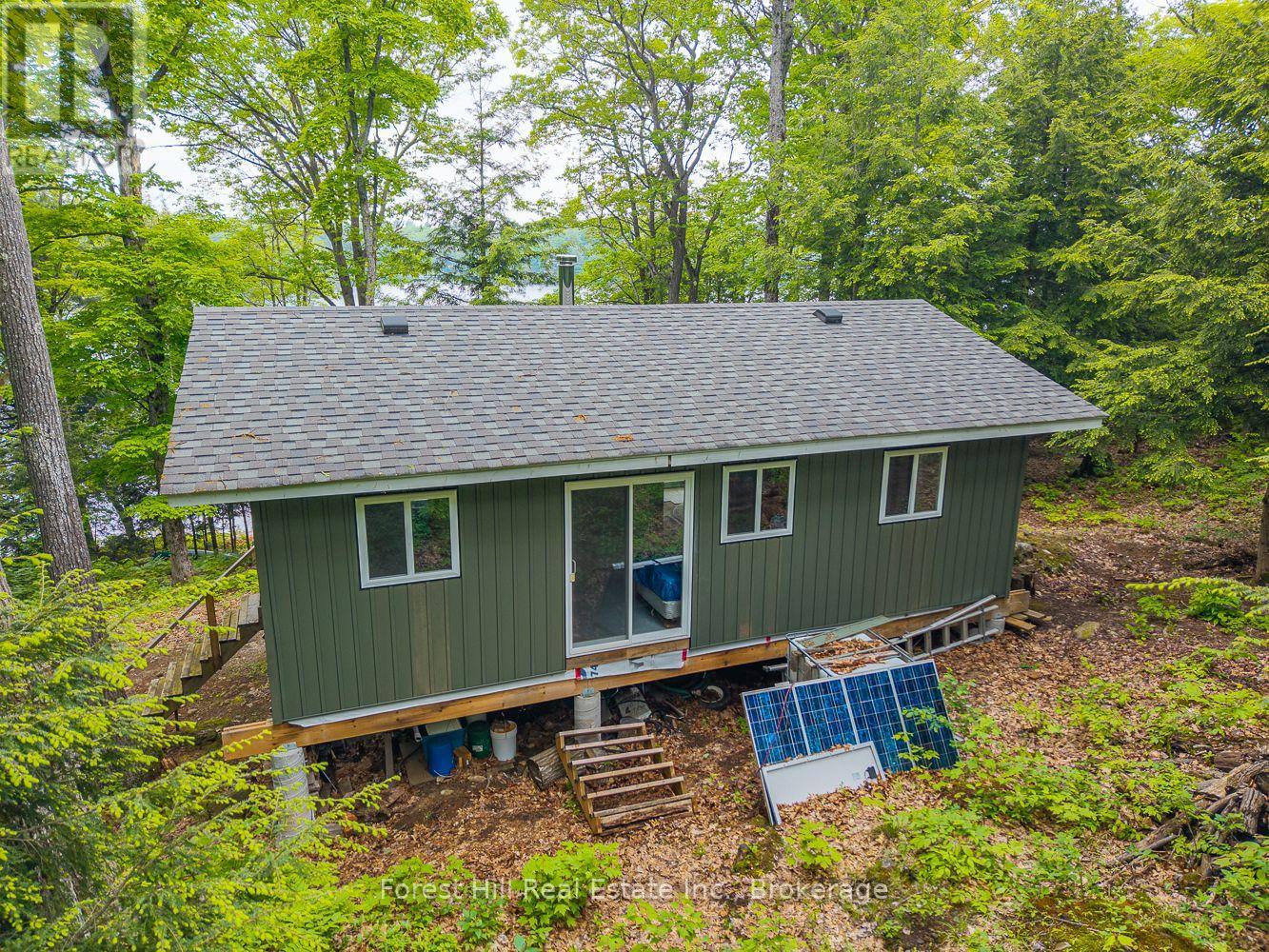 Photo 13 of 60 Hawksview Lane, Seguin ON