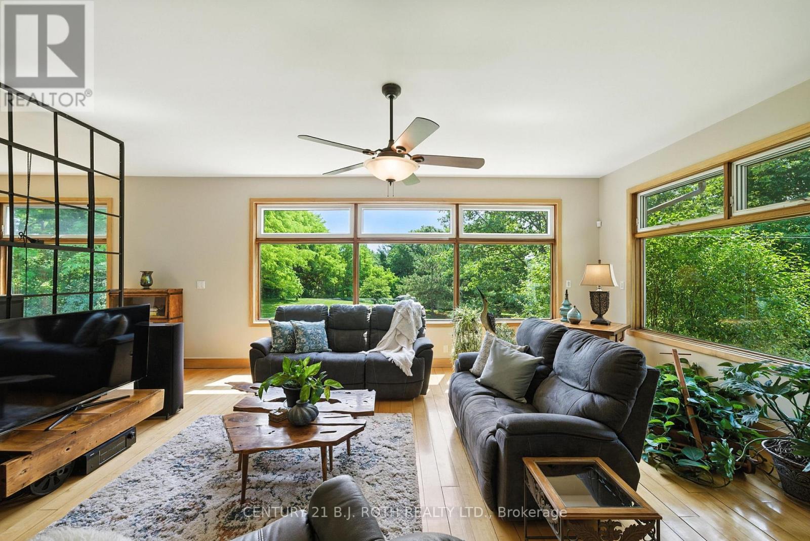 Photo 27 of 1131 Brock Road, Uxbridge ON