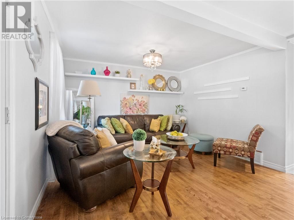 Photo 9 of 36 Afton Avenue, Welland ON