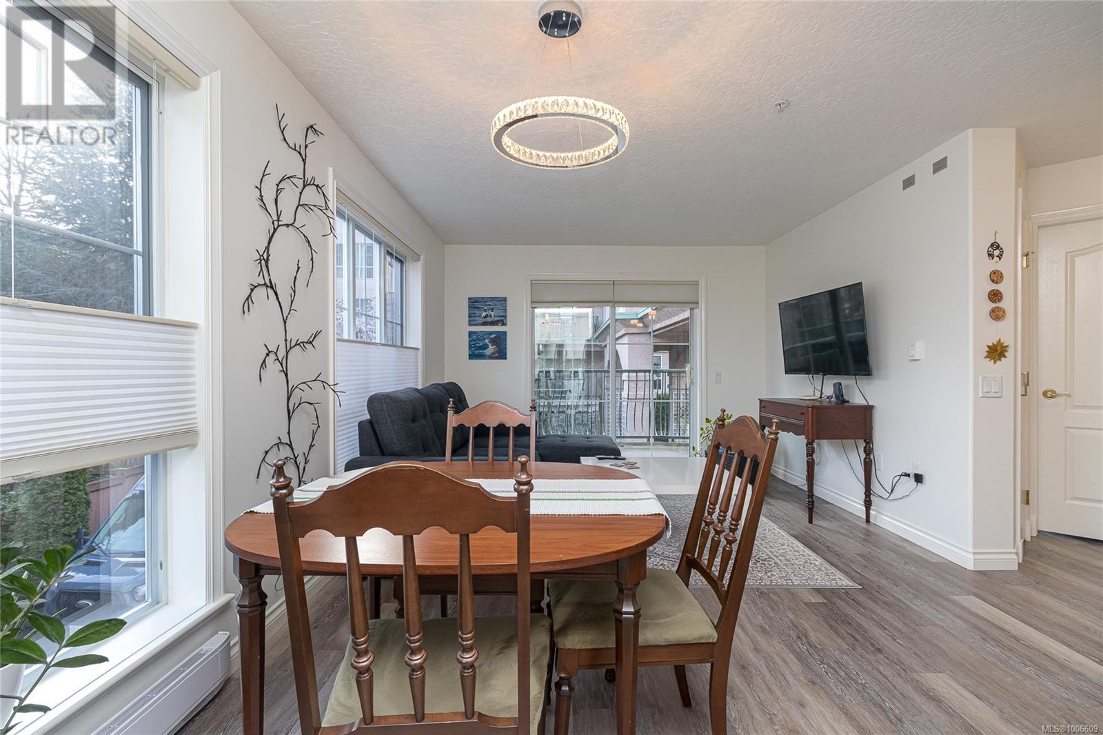 #102 3133 TILLICUM RD - Image 10