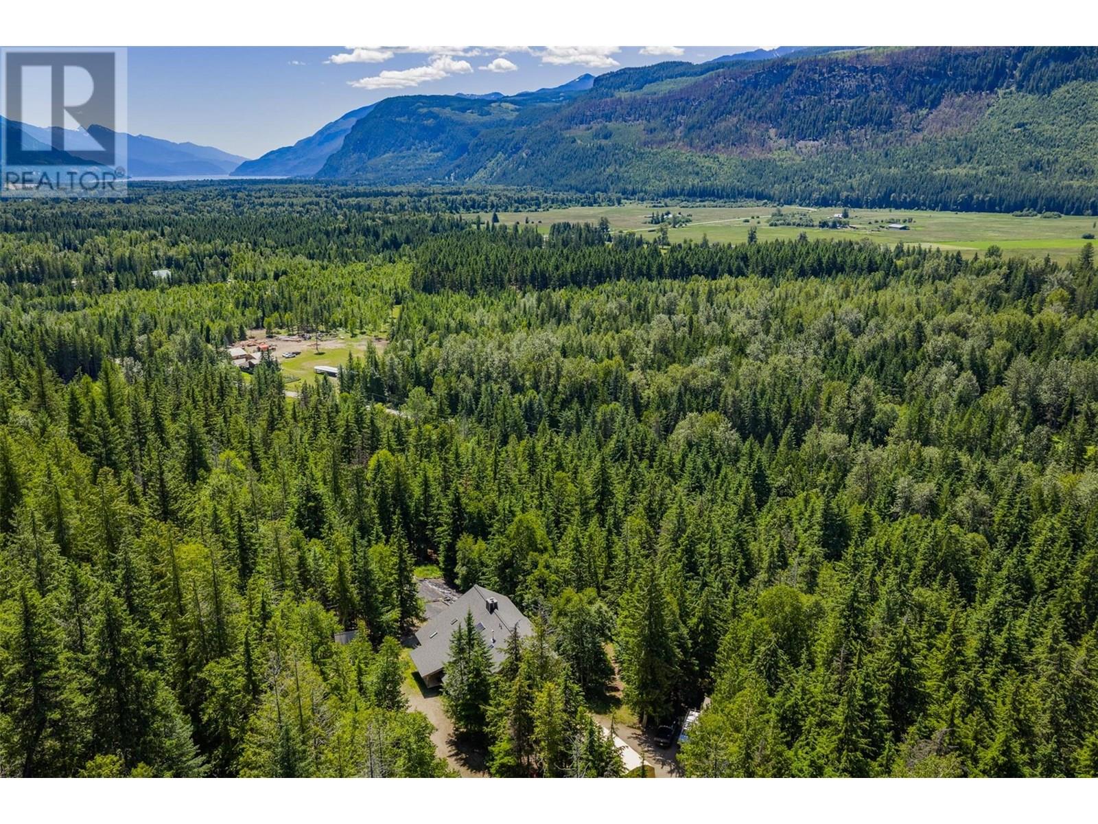 Photo 4 of 282 Duncan Dam Site Haul Road, Meadow Creek BC