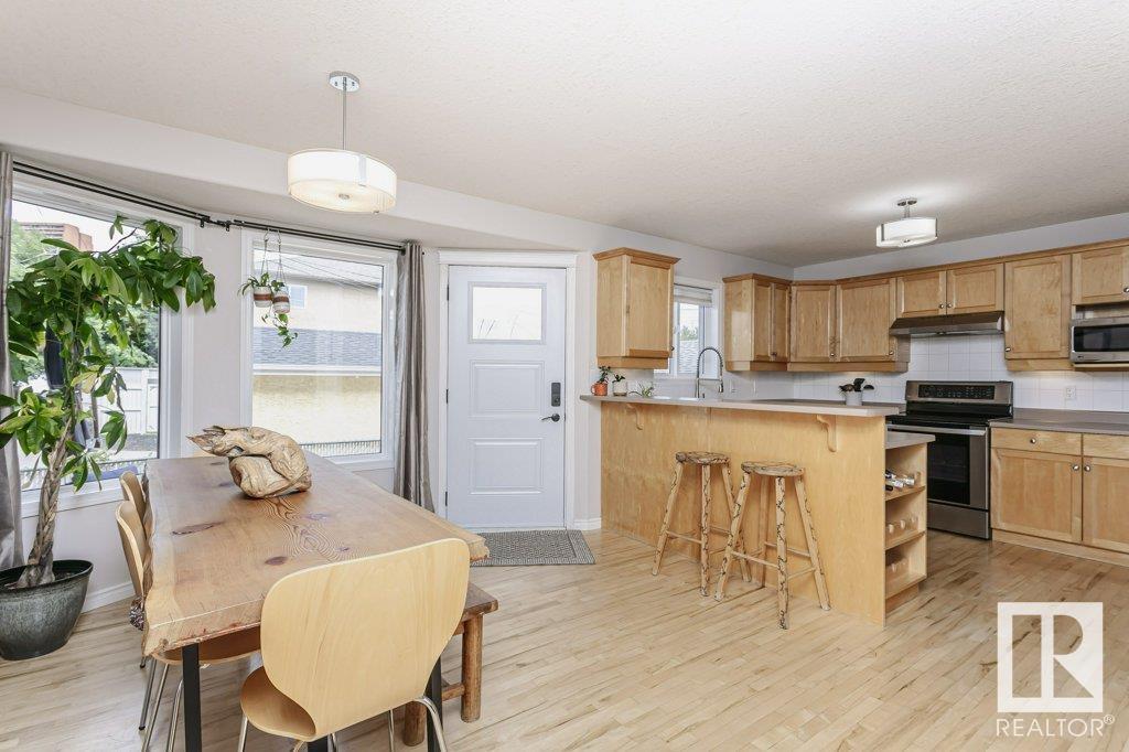 Photo 24 of 8818 Rowland Rd Nw, Edmonton AB