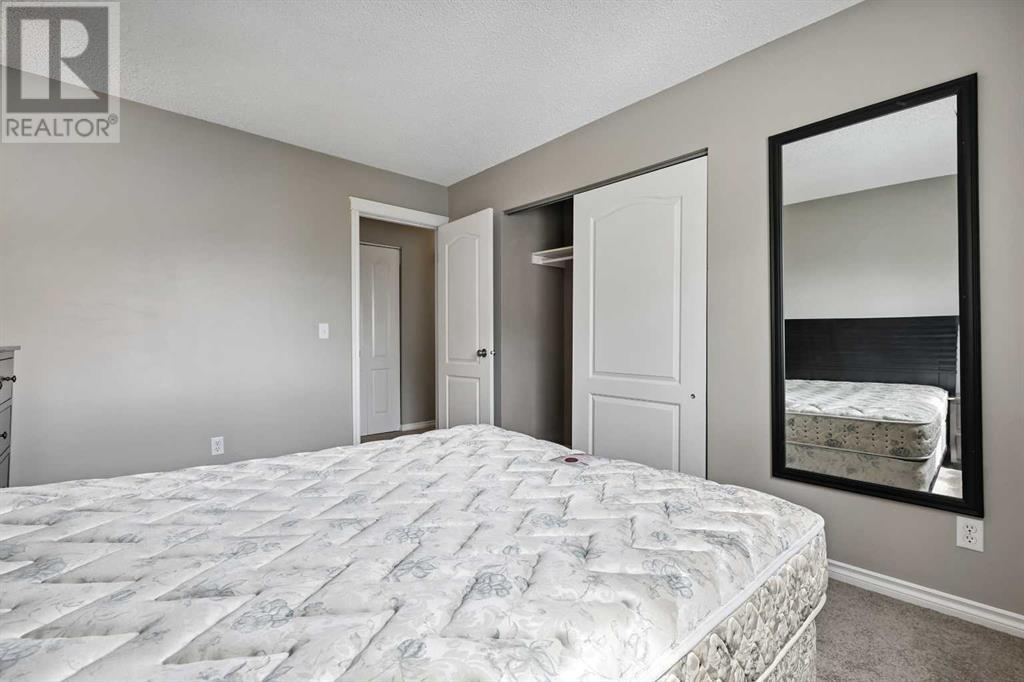 Single Family House for Sale in    Street NW St Andrews Heights Calgary 