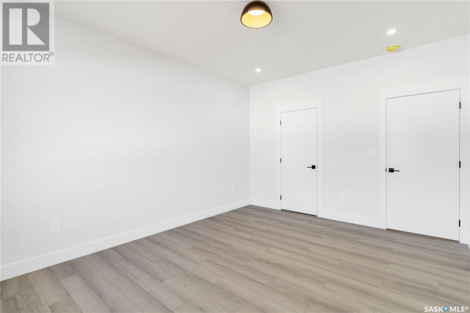 Photo 23 of 840 Ballesteros Crescent, Warman SK