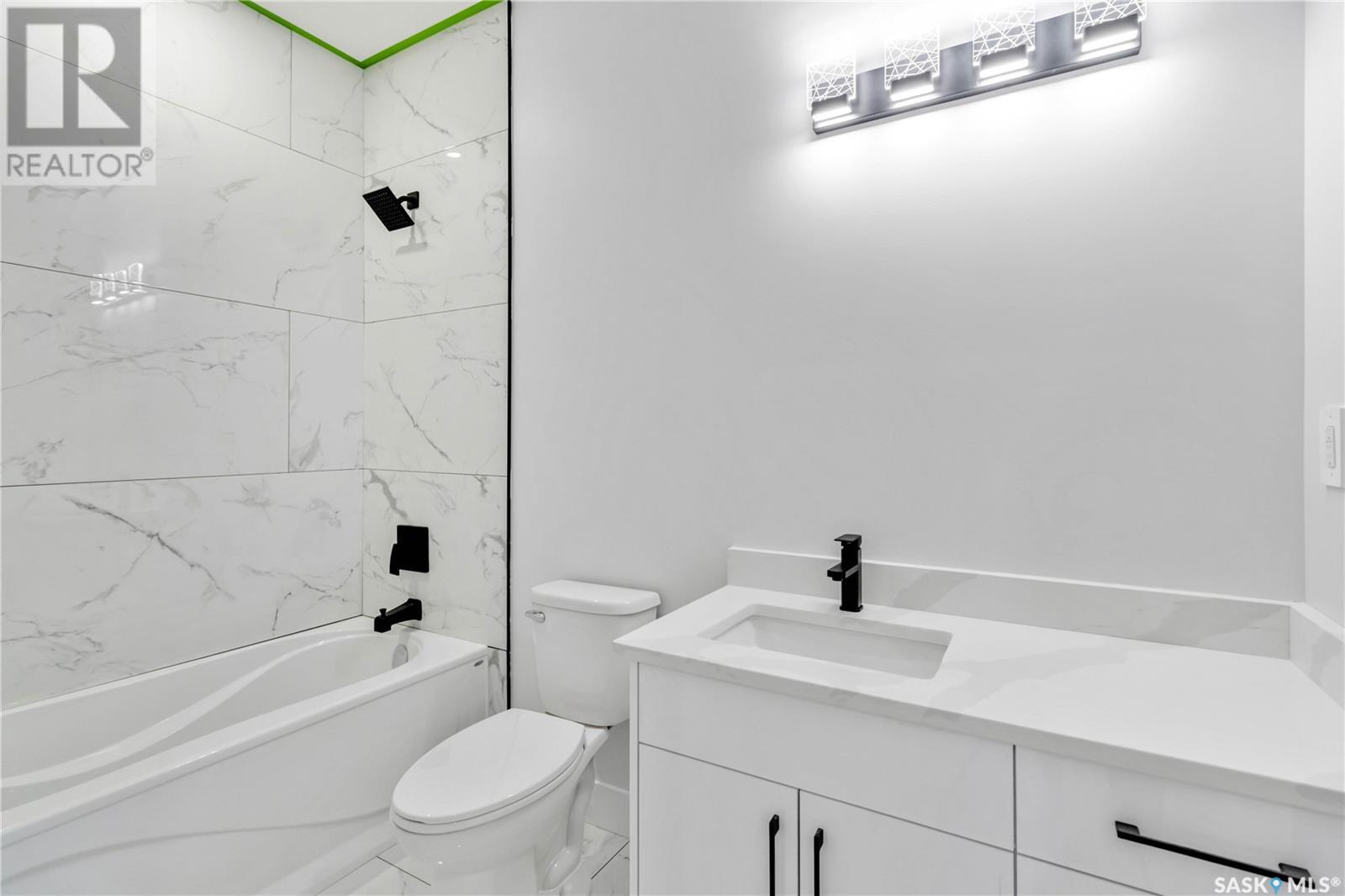Photo 16 of 840 Ballesteros Crescent, Warman SK