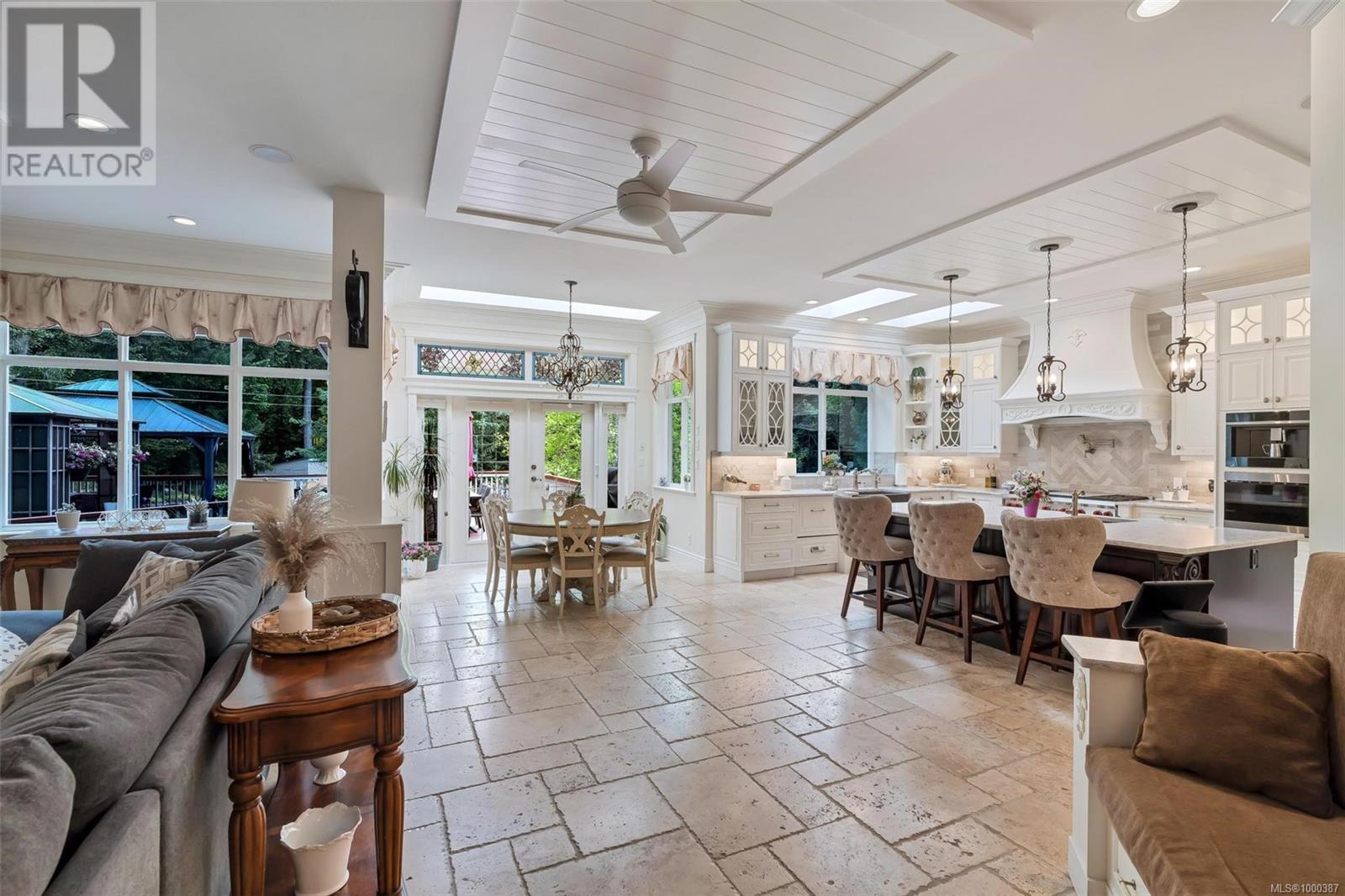  3250 Cobble Hill Road, Cobble Hill