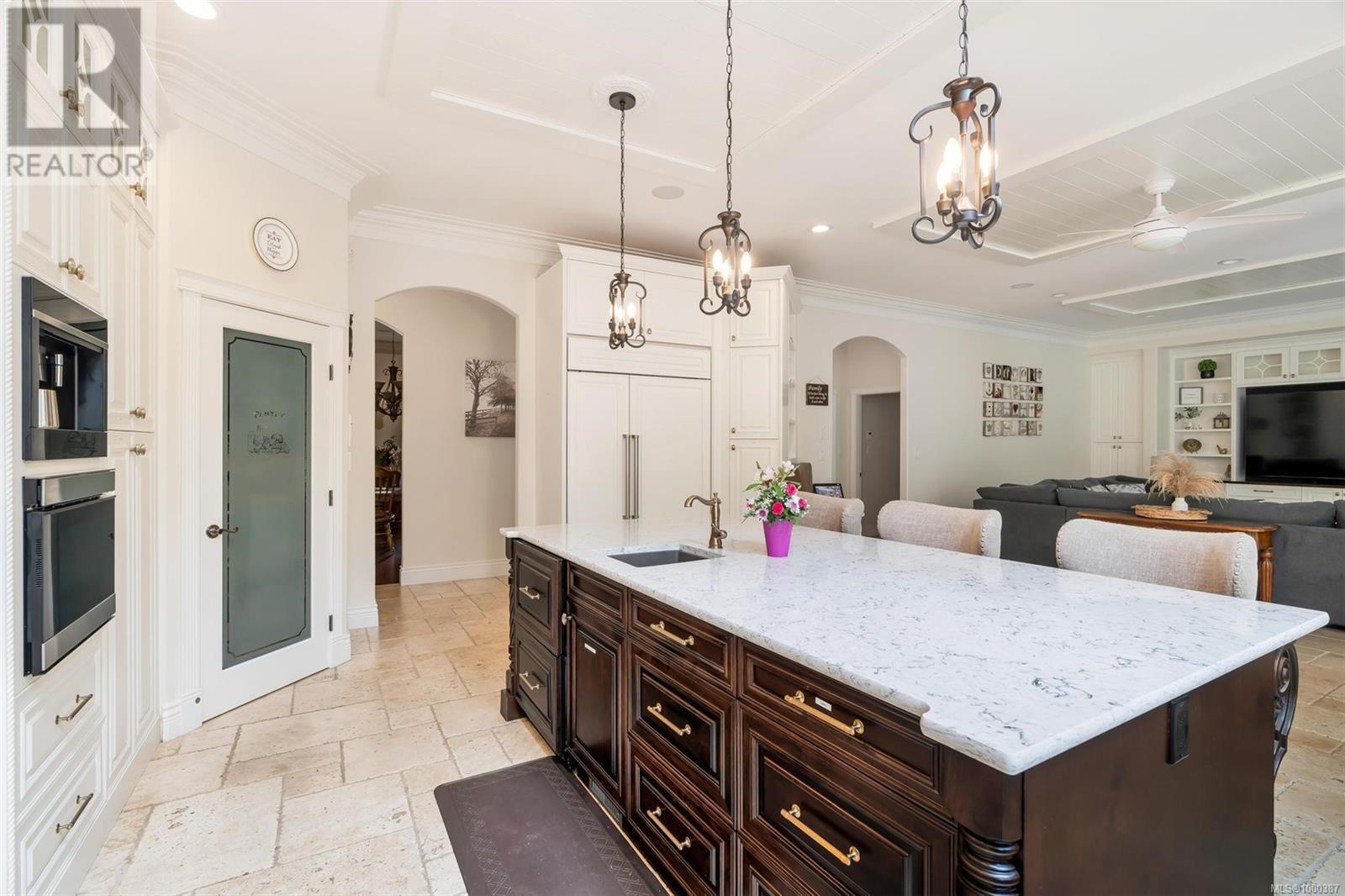  3250 Cobble Hill Road, Cobble Hill