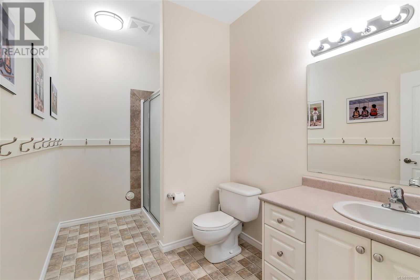  3250 Cobble Hill Road, Cobble Hill