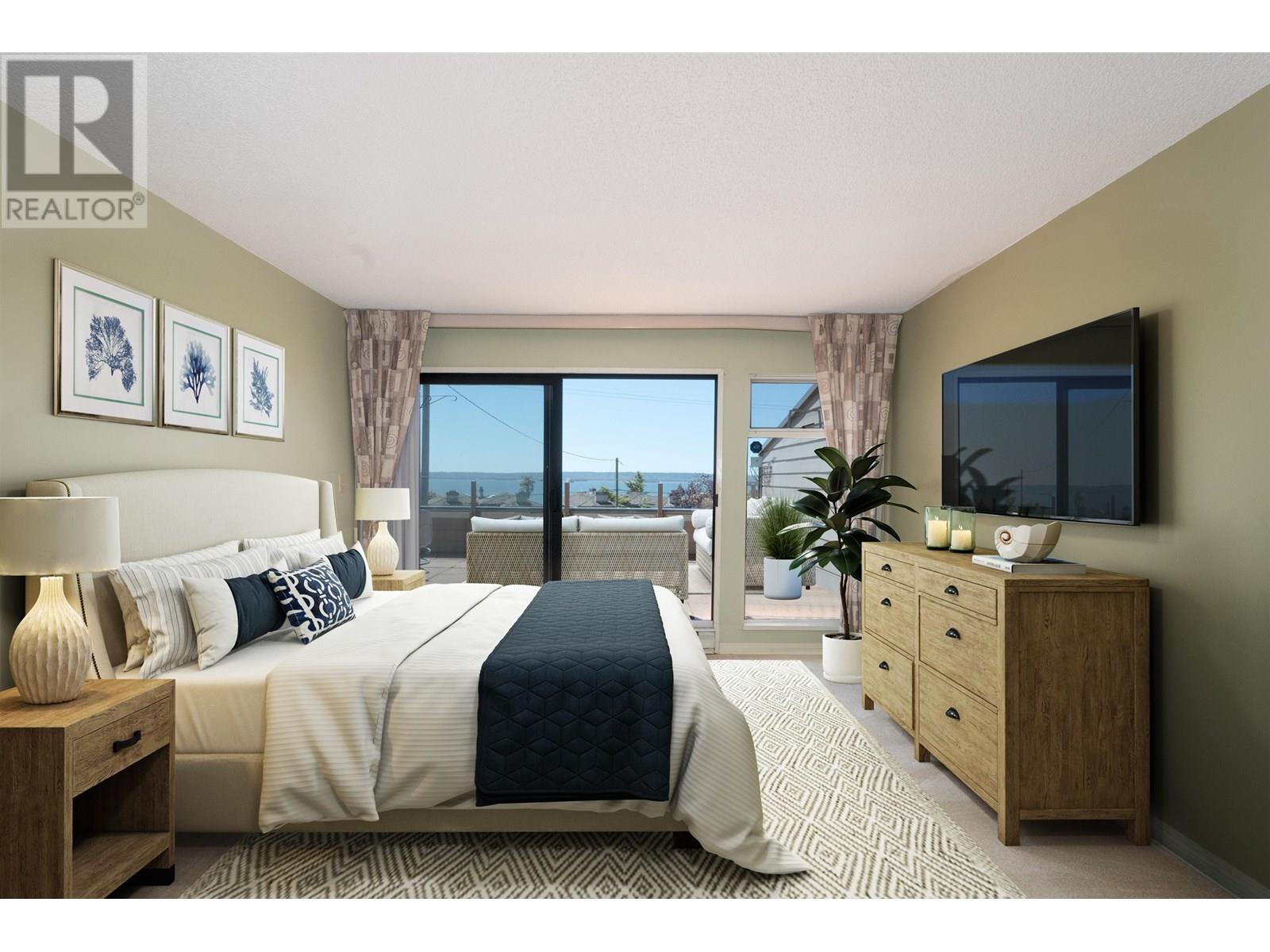Photo 4 of 203 225 24th Street, West Vancouver BC