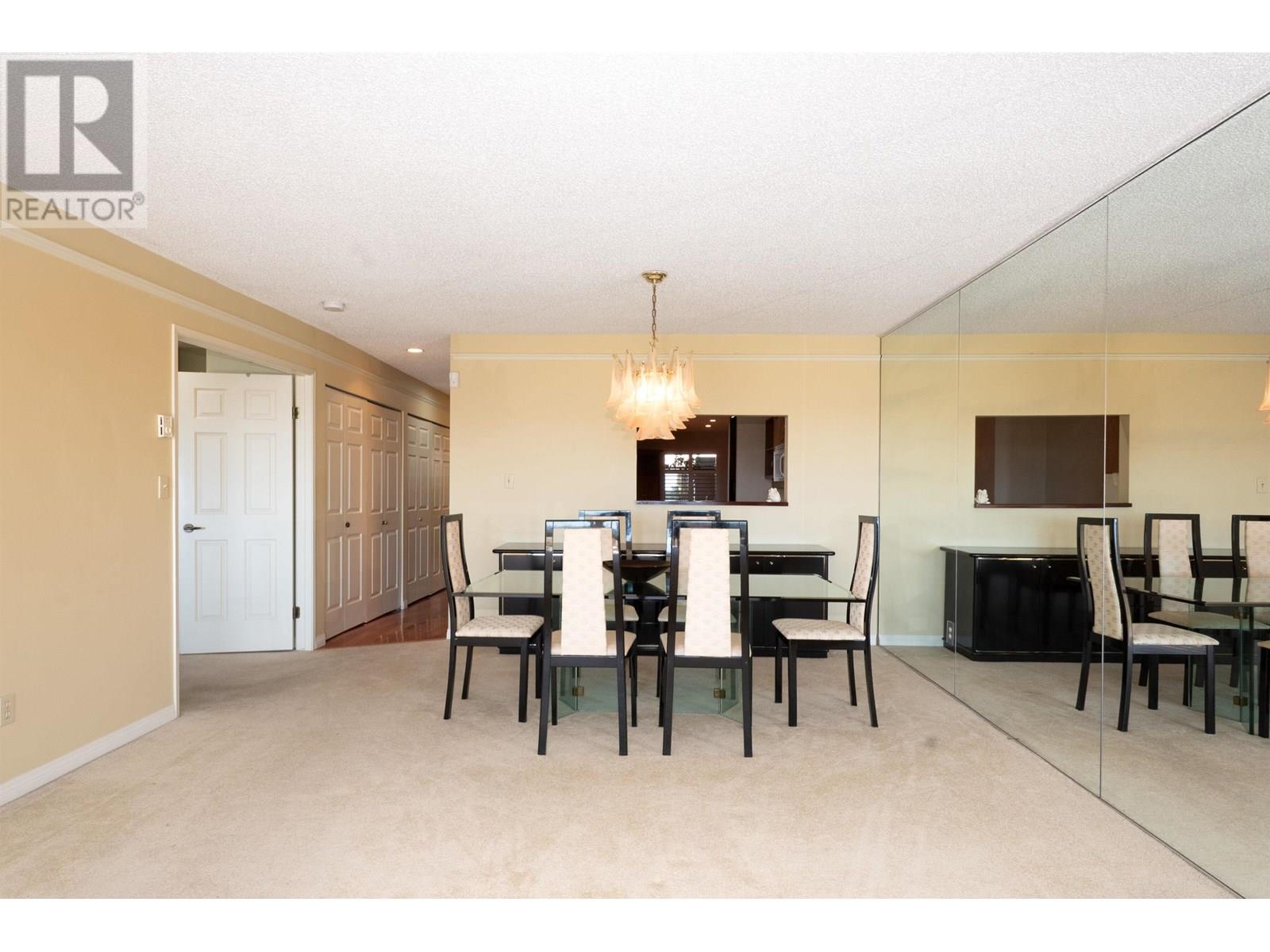 Photo 15 of 203 225 24th Street, West Vancouver BC
