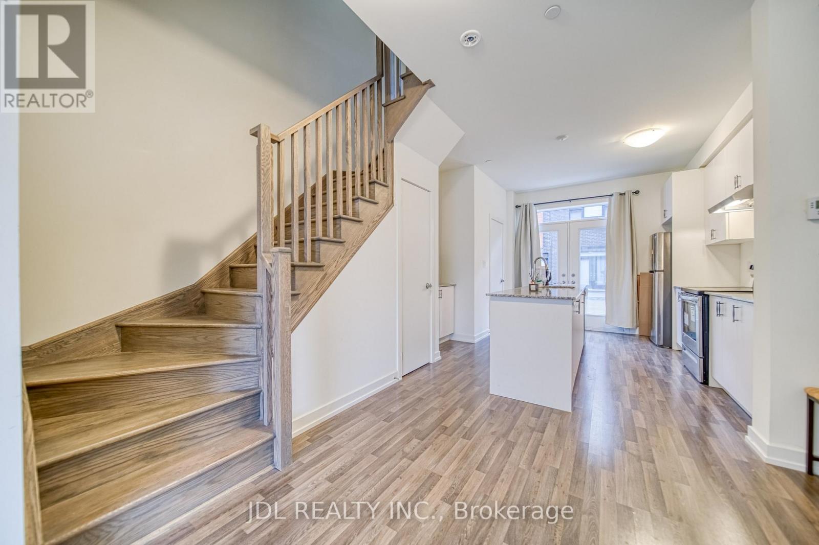 #118 370 D RED MAPLE ROAD - 8