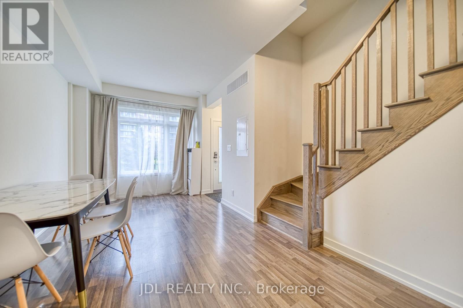 #118 370 D RED MAPLE ROAD - 9