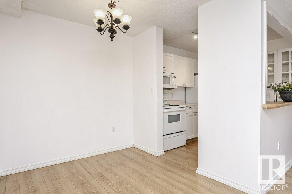 Photo 3 of 140 10636 120 St Nw, Edmonton AB