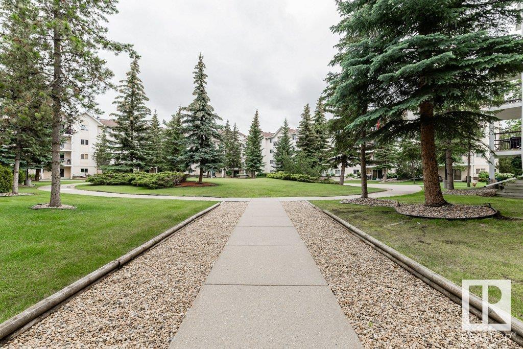 Photo 36 of 140 10636 120 St Nw, Edmonton AB